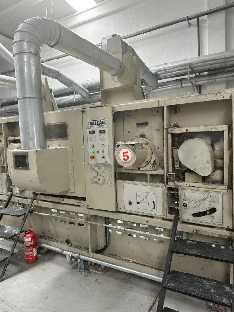 BALKAN (16) BALKAN (16)