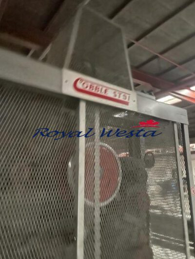 AA10290425 Cobble Tufting Loom1993RoyalWesta (2)