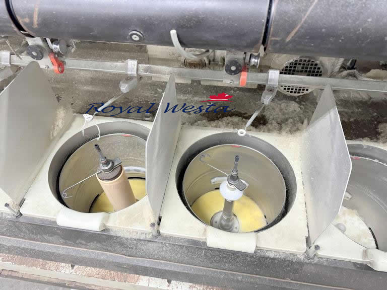 AA03271025EYA-RMBYVolkmann Two For one Twister VTS-05, Royalwesta, Year 1989 (3) AA03271025EYA-RMBYVolkmann Two For one Twister VTS-05, Royalwesta, Year 1989 (3)