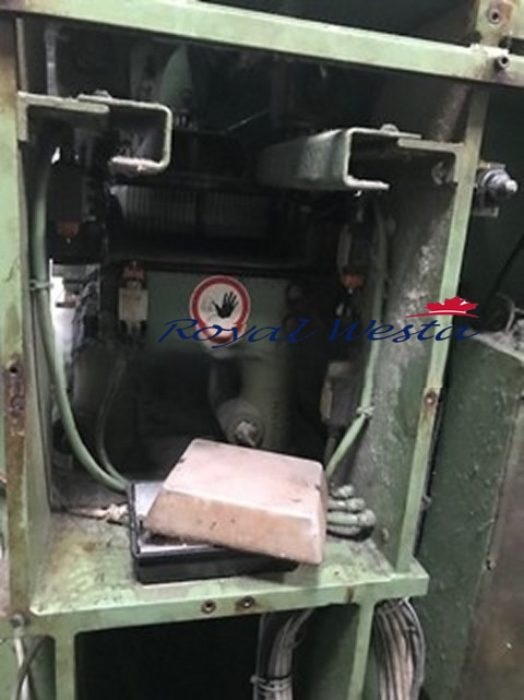 AA22020626BUFehrer Finishing Needle Loom, Royalwesta (1) AA22020626BUFehrer Finishing Needle Loom, Royalwesta (1)